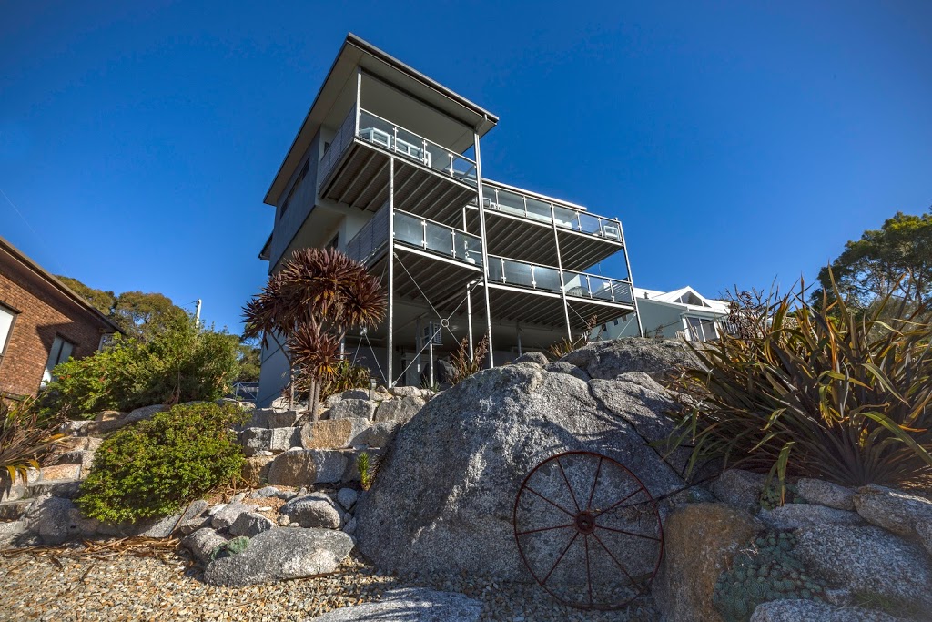 The Cove Bay of Fires | 13 Seaton Cove Road, Binalong Bay TAS 7216, Australia | Phone: 0474 025 708