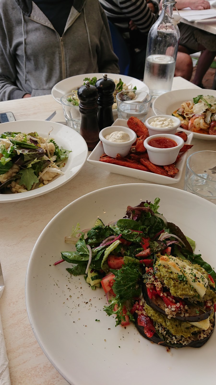 Sunnys @ Moffat | restaurant | 10 Seaview Terrace, Moffat Beach QLD 4551, Australia | 0754380177 OR +61 7 5438 0177