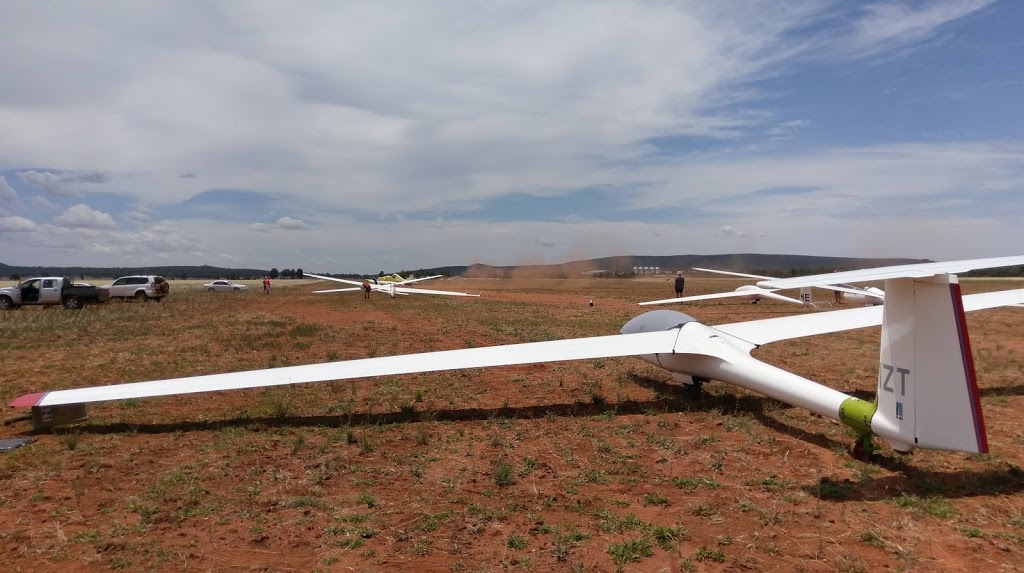 Leeton Airport | Leeton NSW 2705, Australia