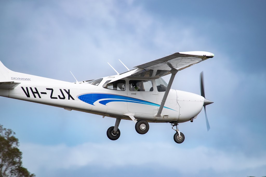Melbourne West Flight Training | Skylark Wy, Parwan VIC 3340, Australia | Phone: 0416 138 431