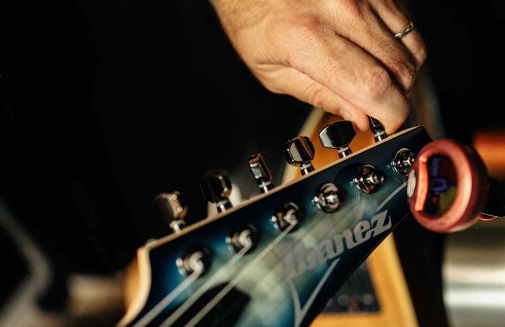 Whole Lotta Lessons | Unit 14/5 George St, East Gosford NSW 2250, Australia | Phone: 0422 087 309