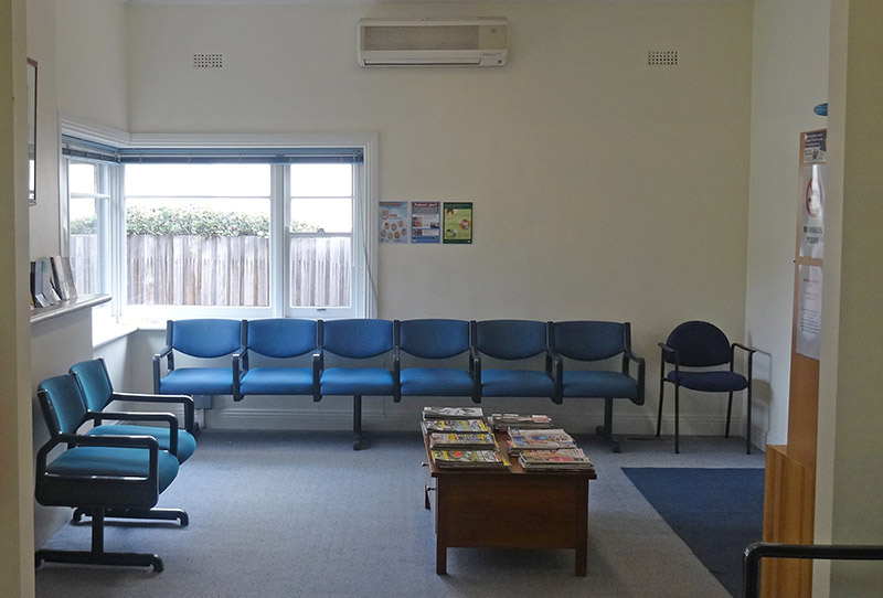 Camberwell East Medical Centre | doctor | 236 Warrigal Rd, Camberwell VIC 3124, Australia | 0398898000 OR +61 3 9889 8000