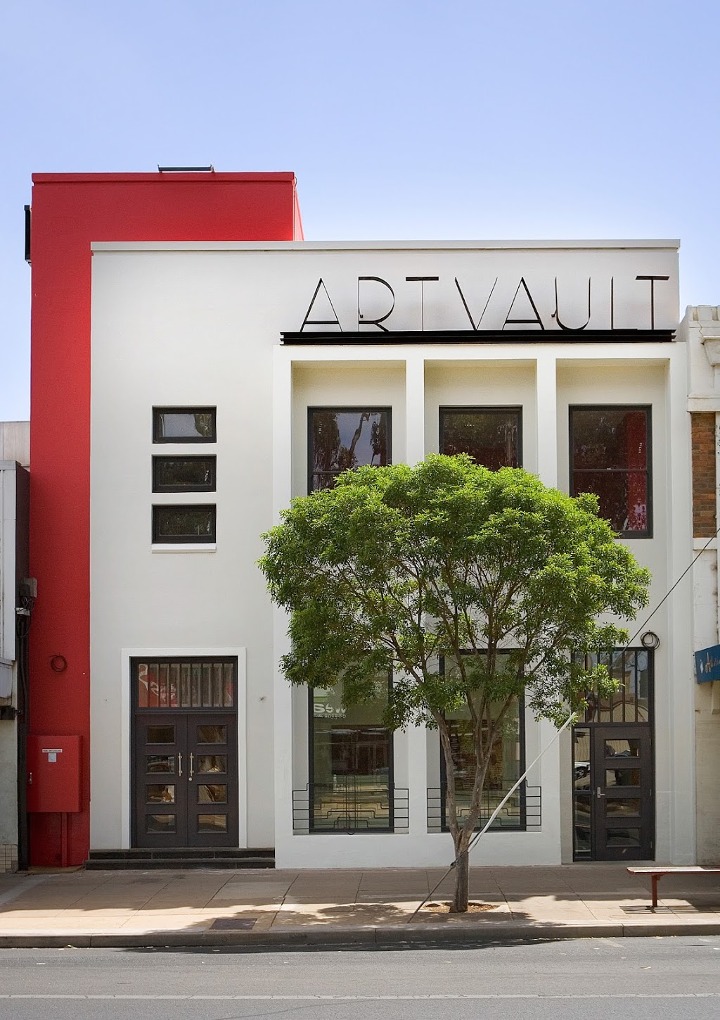 The Art Vault | art gallery | 43 Deakin Ave, Mildura VIC 3500, Australia | 0350220013 OR +61 3 5022 0013