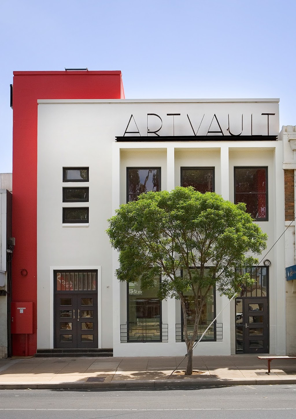 The Art Vault | 43 Deakin Ave, Mildura VIC 3500, Australia | Phone: (03) 5022 0013