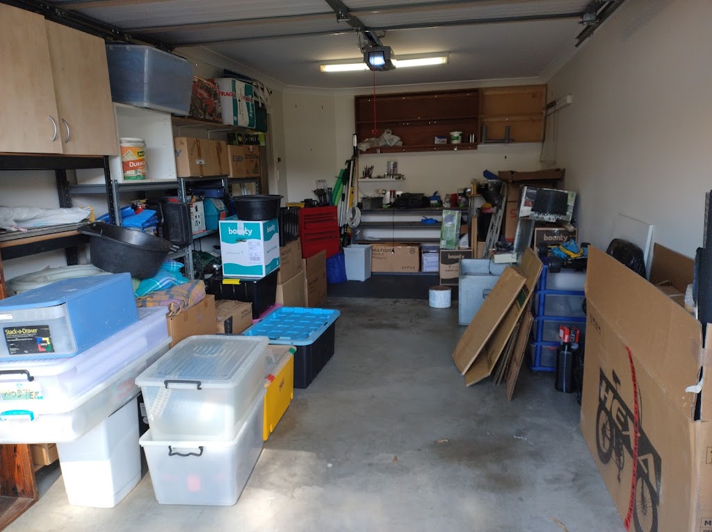 Effortless Moves | 62 Victor St, Runcorn QLD 4113, Australia | Phone: 0413 868 035