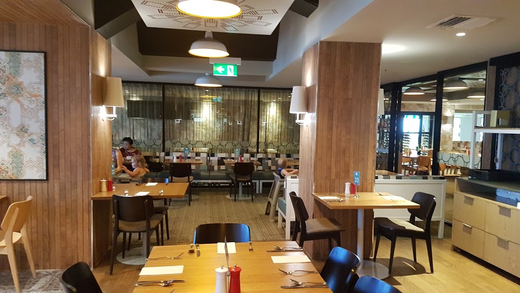 The Vue | restaurant | Skycity Darwin, Gilruth Ave, The Gardens NT 0820, Australia | 0889438940 OR +61 8 8943 8940