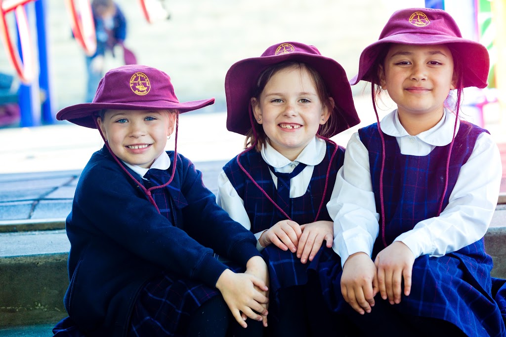 St Francis Xaviers Primary School | school | 42 Ernest St, Belmont NSW 2280, Australia | 0249452404 OR +61 2 4945 2404