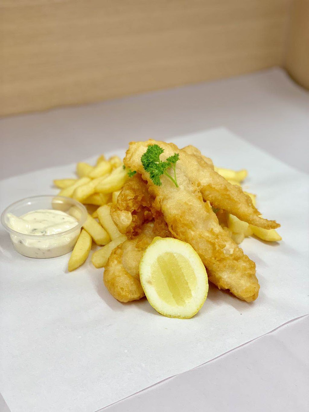 Willos fish and chips | restaurant | 9/42 Rostrata Ave, Willetton WA 6155, Australia | 0893545880 OR +61 8 9354 5880