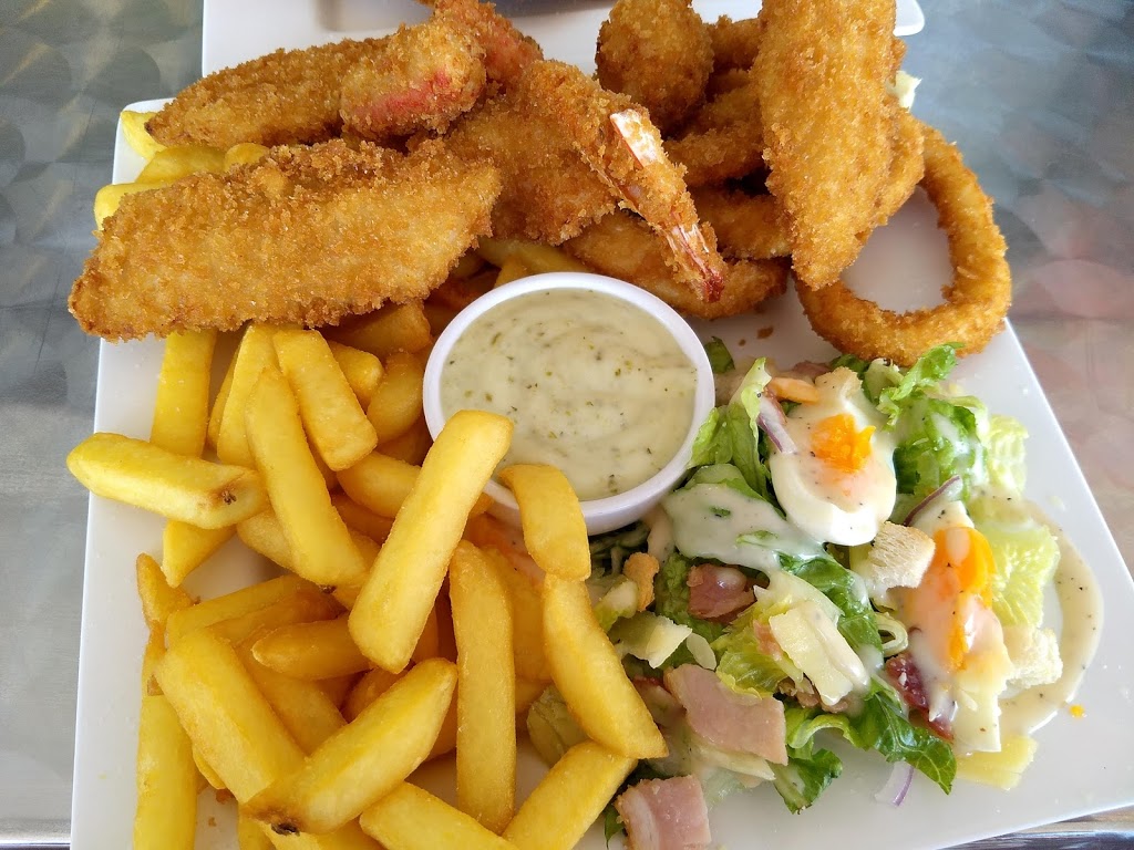 Fish n Chip Co. | meal takeaway | Shop 6/2063 Wynnum Rd, Wynnum West QLD 4178, Australia | 0733483694 OR +61 7 3348 3694