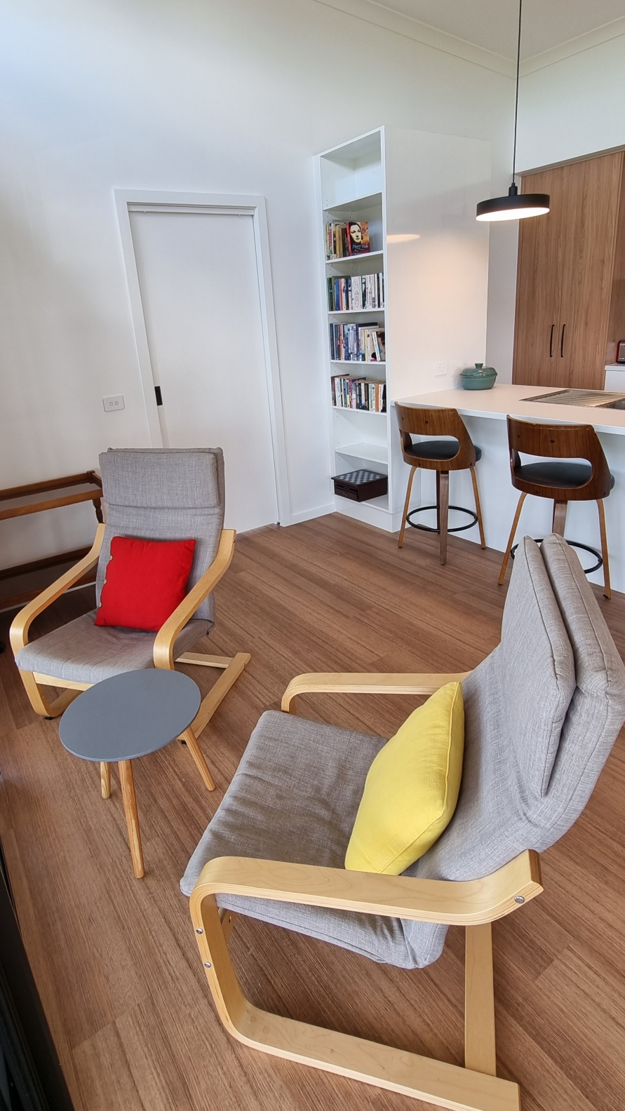 Tangari Guest House Pambula | 48 Toallo St, Pambula NSW 2549, Australia | Phone: 0491 141 840
