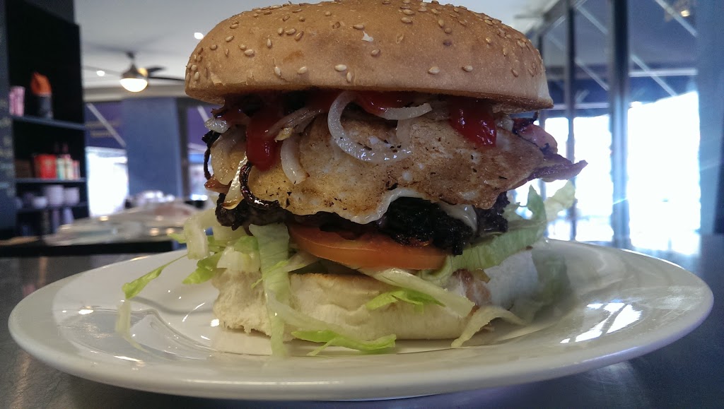 GG Burgers | cafe | 35 Grantham St, Brunswick West VIC 3055, Australia | 0390411311 OR +61 3 9041 1311