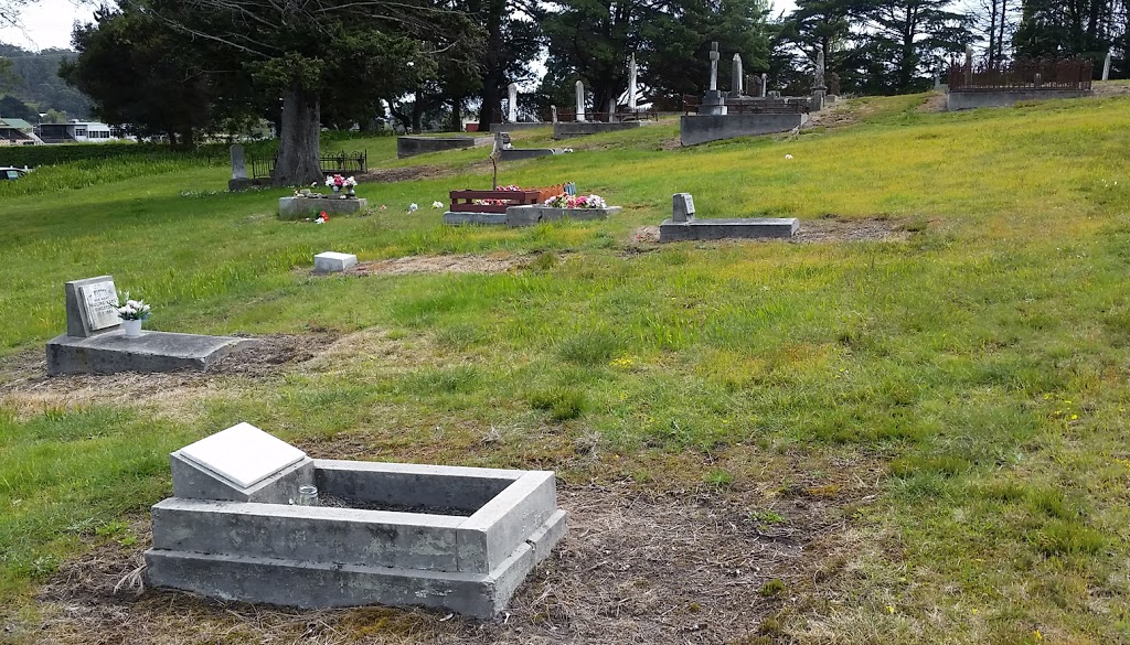 Latrobe Cemetery | cemetery | 234 Gilbert St, Latrobe TAS 7307, Australia | 0364264444 OR +61 3 6426 4444