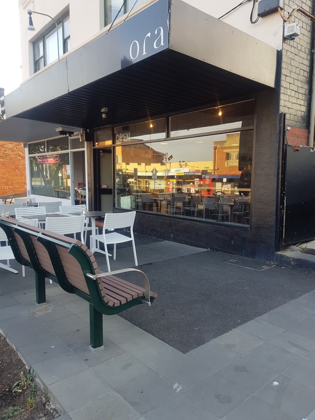 Ora Kew - Cafe & Smokehouse | cafe | 156 Pakington St, Kew VIC 3101, Australia | 0398552002 OR +61 3 9855 2002