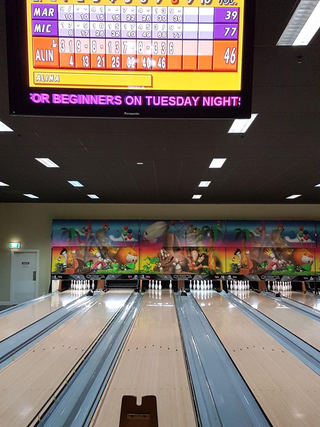 Bowland Cranbourne | bowling alley | 65 Berwick-Cranbourne Rd, Cranbourne East VIC 3977, Australia | 0359967355 OR +61 3 5996 7355