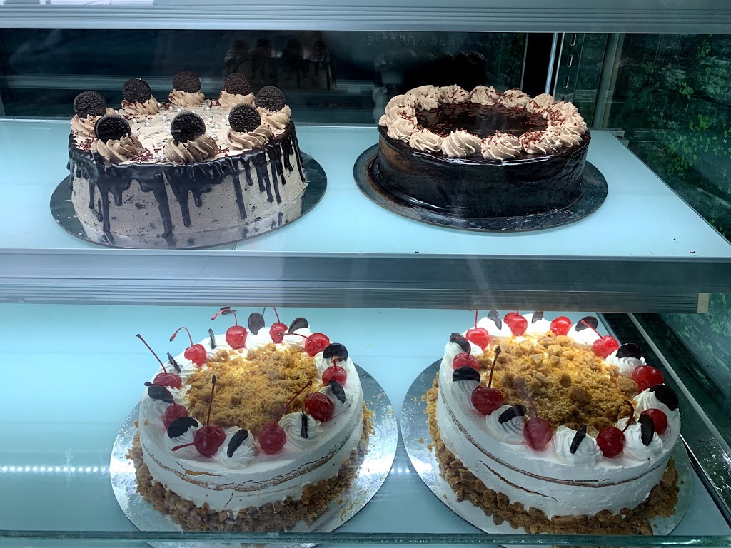 Cake Gurus | bakery | Shop 16/211 Leakes Rd, Truganina VIC 3029, Australia | 0393941681 OR +61 3 9394 1681