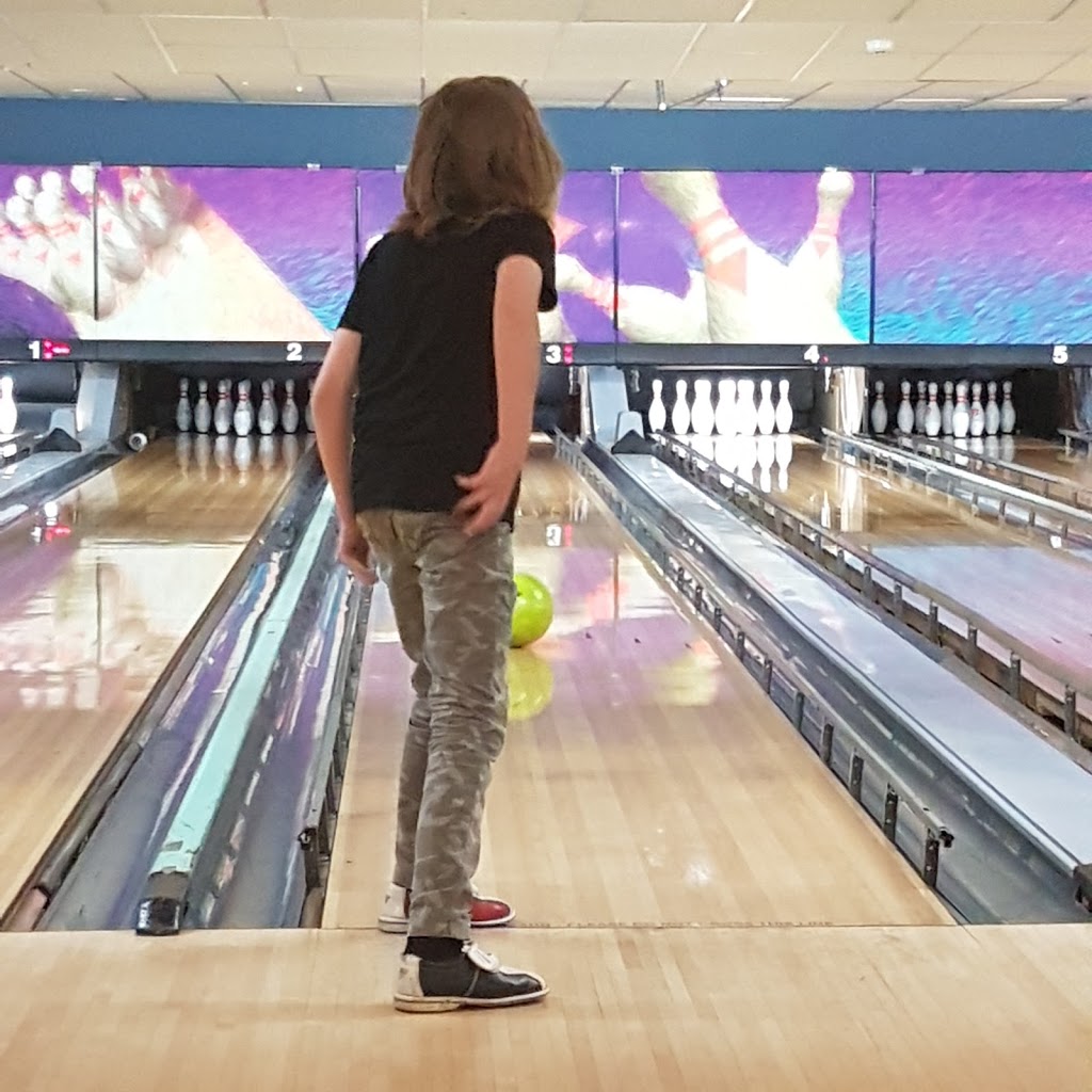 ZONE BOWLING Noarlunga | David Witton Dr, Noarlunga Centre SA 5168, Australia | Phone: 1300 368 067