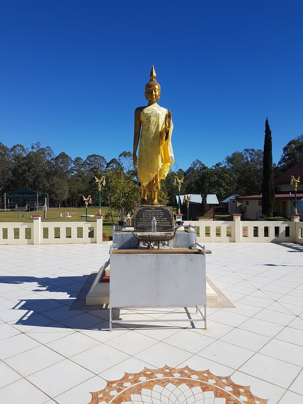 Wat Thai Buddharam | place of worship | 1-11 Paradise Rd, Forestdale QLD 4118, Australia | 0738068900 OR +61 7 3806 8900