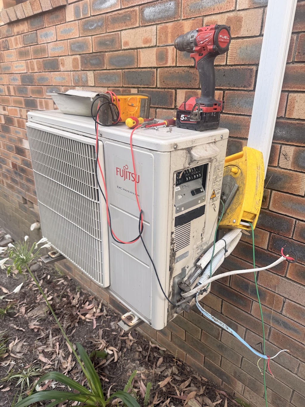Chilko electrical | 41 Anson St, Sanctuary Point NSW 2540, Australia | Phone: 0419 405 797