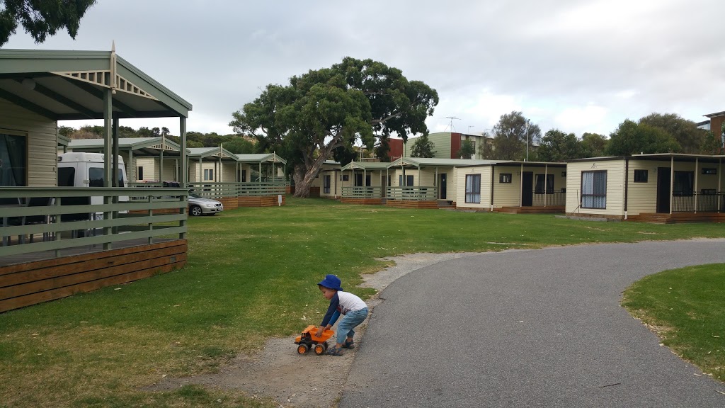 Beachside Holiday Park | campground | Cape Jervis Road, Normanville SA 5204, Australia | 0885582458 OR +61 8 8558 2458