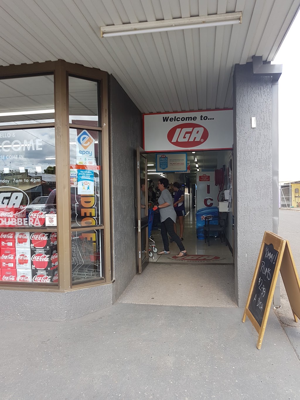 IGA | 48-50 Lyons St, Mundubbera QLD 4626, Australia | Phone: (07) 4165 4180