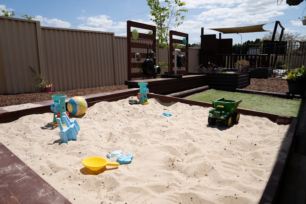 LEAD Childcare Goodna | 18 Woogaroo St, Goodna QLD 4300, Australia | Phone: (07) 3818 2354