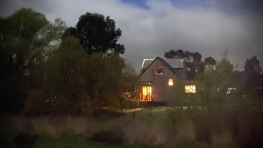 Willowbend Country Cottage | lodging | 34 Lowe St, Tylden VIC 3444, Australia | 0439802323 OR +61 439 802 323
