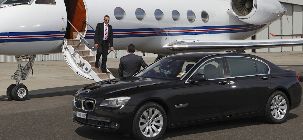 Chauffeurs Genteel | Melbourne Jet Base Gate, 24 Operations Rd, Melbourne Airport VIC 3045, Australia | Phone: 1300 436 833