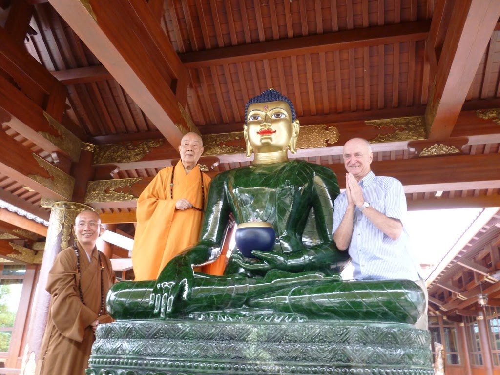 Jade Buddha for Universal Peace | 25 Sandhurst Town Rd, Myers Flat VIC 3556, Australia | Phone: (03) 5446 7568