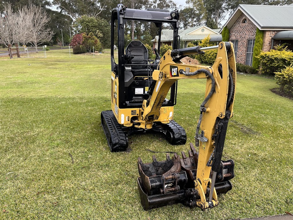 Auswide Equipment Hire |  | Ford Ave, Medowie NSW 2318, Australia | 0448249057 OR +61 448 249 057