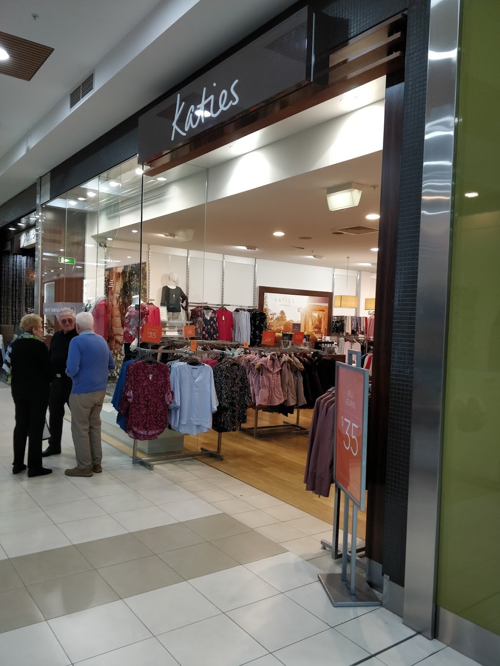 Katies | clothing store | Shop 102 Figtree Grove Cnr Princess Highway &, The Avenue, Figtree NSW 2525, Australia | 0242289290 OR +61 2 4228 9290