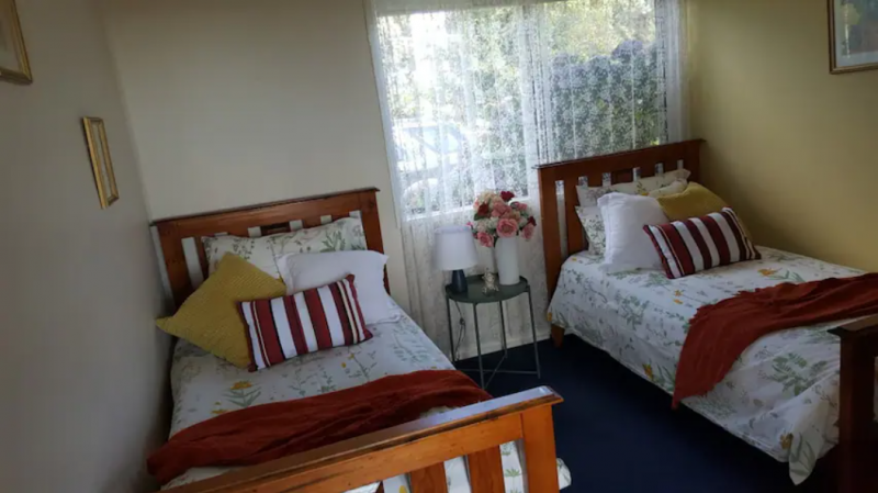 Cozy Otways Accommodation | 40 Gardner St, Beech Forest VIC 3237, Australia | Phone: 1800 842 050