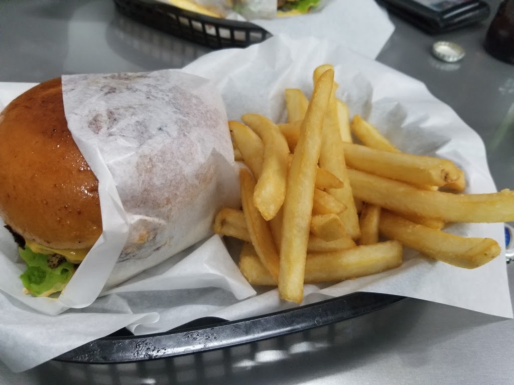 Big Rays Kebabs and Burgers | restaurant | 987 Hume Hwy, Lansdowne NSW 2163, Australia | 0287646053 OR +61 2 8764 6053
