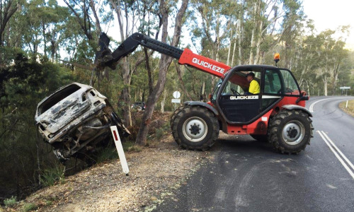 Quickeze Towing | 80b Collie St, Fyshwick ACT 2609, Australia | Phone: 0412 486 757