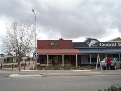 Carers Community Centre (3Cs Op Shop) |  | 28 Robert St, Maitland SA 5573, Australia | 0888323112 OR +61 8 8832 3112