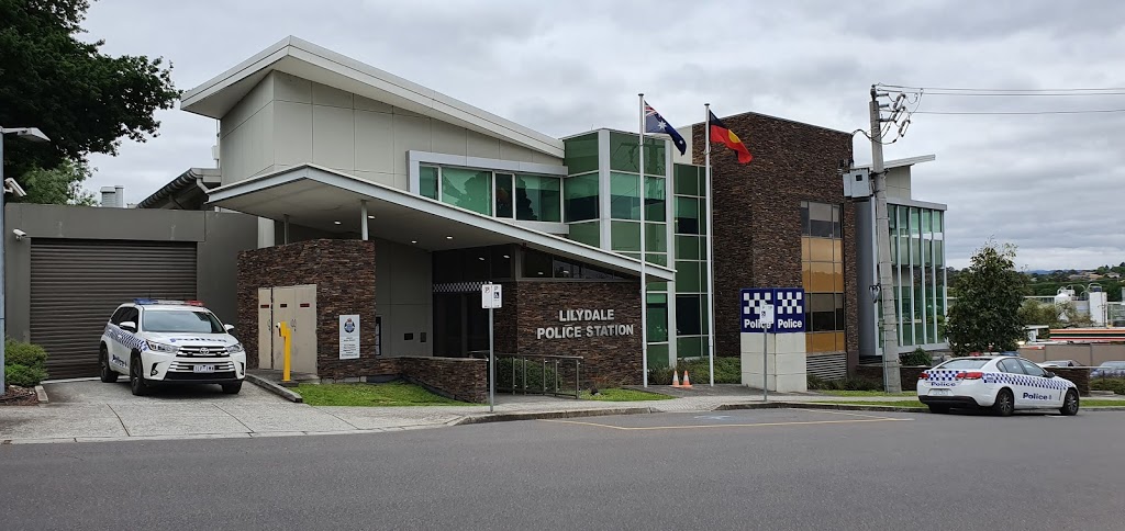 Lilydale Police Station | police | 6/10 Albert Hill Rd, Lilydale VIC 3140, Australia | 0397392300 OR +61 3 9739 2300