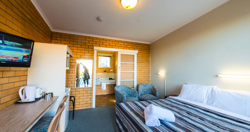 Sea Lake Motel | 93 Railway Ave, Sea Lake VIC 3533, Australia | Phone: 0418 487 188