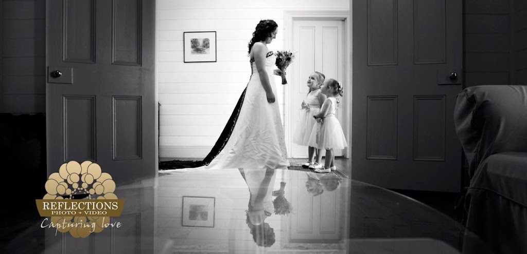 Tiny Weddings with Bobbi | 99 Albatross Rd, Lakes Entrance VIC 3909, Australia | Phone: 0408 535 435