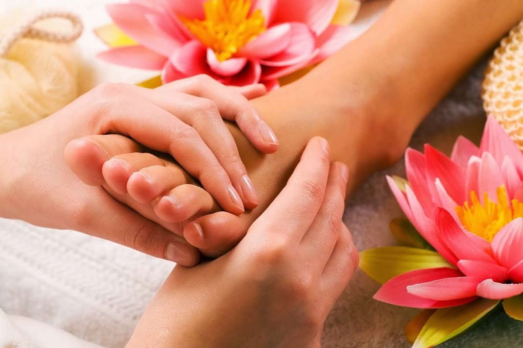 Harmony Body & Mind Healing Centre | spa | 14 Billabirra Cres, Nerang QLD 4211, Australia | 0755783811 OR +61 7 5578 3811