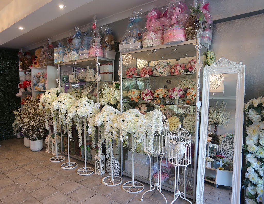 Anitas Flowers | florist | Shop 2/693 The Horsley Dr, Smithfield NSW 2164, Australia | 0412958397 OR +61 412 958 397