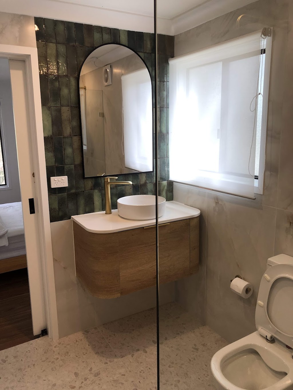 The Coco | 339 Lakedge Ave, Berkeley Vale NSW 2261, Australia | Phone: 0435 014 602