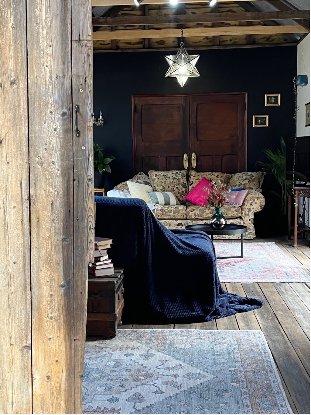 Airbnb Tasmania | 2015 S Arm Rd, Sandford TAS 7020, Australia | Phone: 0466 316 920