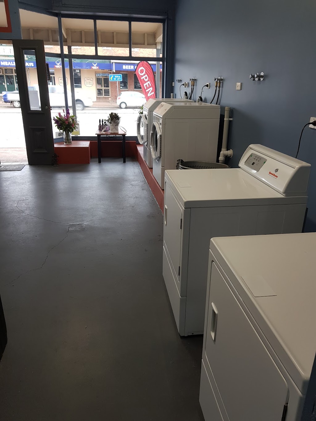 Laundry on Kelly | 116 Kelly St, Scone NSW 2337, Australia | Phone: 0447 877 903