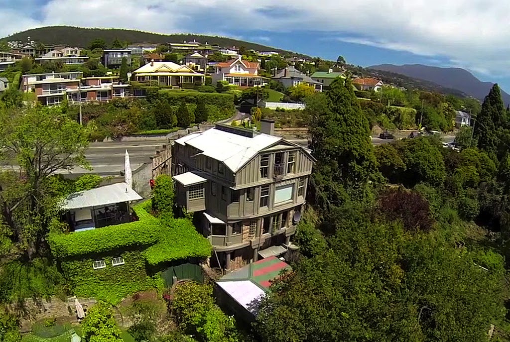 The Last Villa | 2A Nutgrove Ave, Sandy Bay TAS 7005, Australia | Phone: 0418 122 846