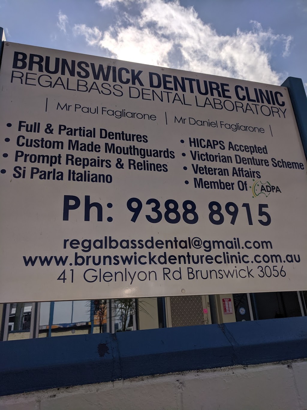 Brunswick Denture Clinic | dentist | 41 Glenlyon Rd, Brunswick VIC 3056, Australia | 0393888915 OR +61 3 9388 8915