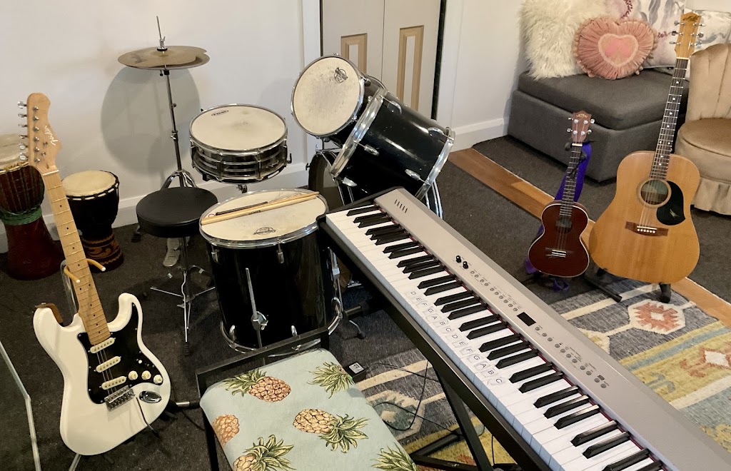Wellbeing with Music Therapy | 16 Stead St, Ballan VIC 3342, Australia | Phone: 0447 116 720