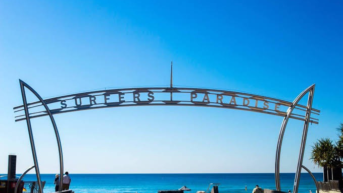 Mummas Hostel - Surfers Paradise | lodging | 18 Peninsular Dr, Surfers Paradise QLD 4217, Australia | 0480148499 OR +61 480 148 499