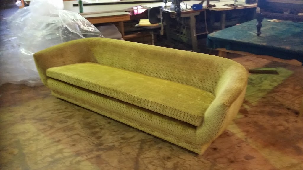 Dennys Upholstery | furniture store | 110 Casino St, South Lismore NSW 2480, Australia | 0266214333 OR +61 2 6621 4333