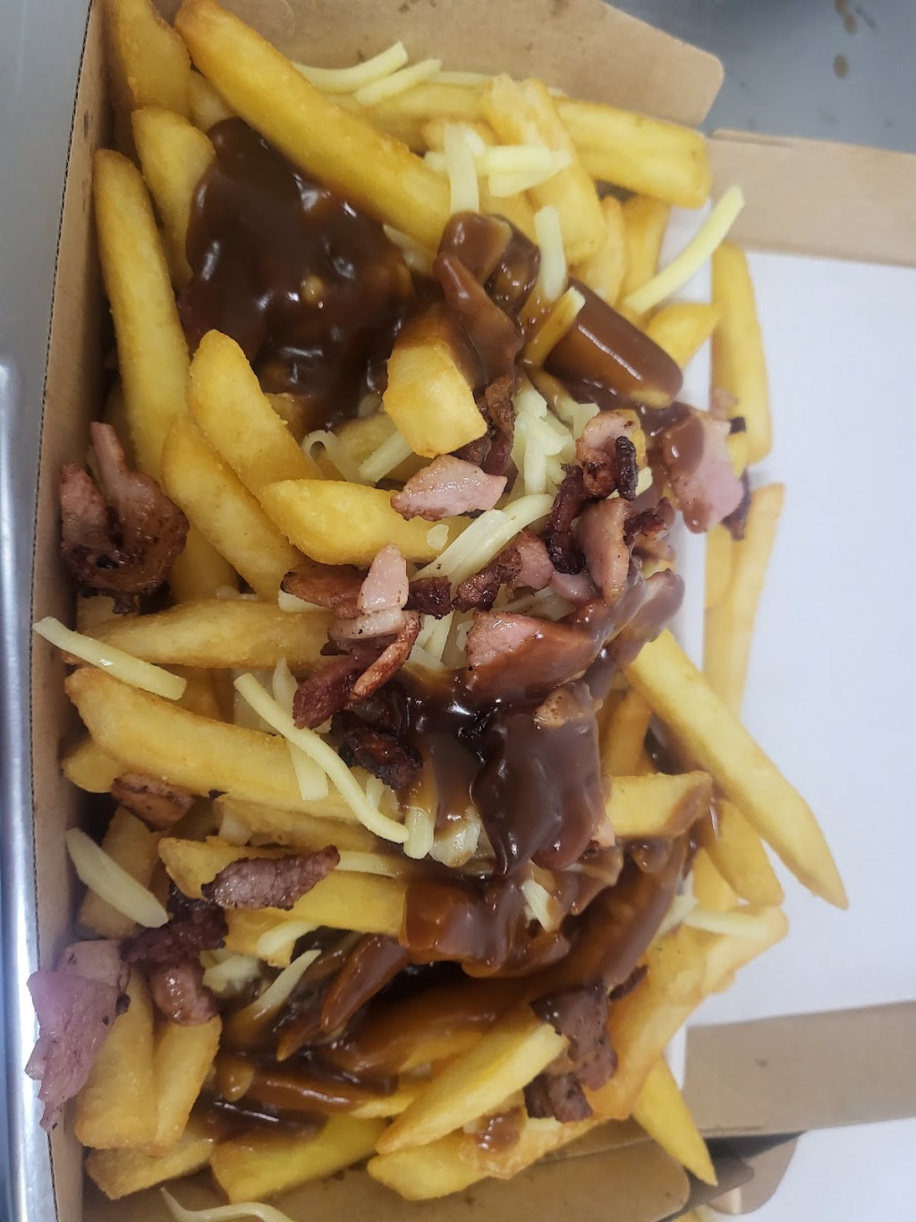 Fiish Me Up | Shop 2/298-328 Bayliss Rd, Heritage Park QLD 4118, Australia | Phone: 0483 286 715