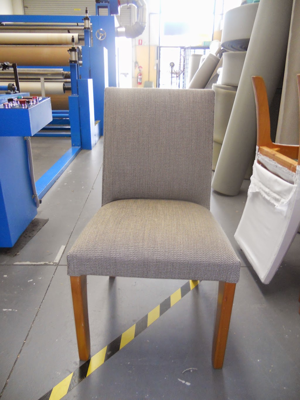Fine Finish Upholstery | furniture store | 4-29 Blanck Street, Ormeau QLD 4208, Australia | 0755491641 OR +61 7 5549 1641