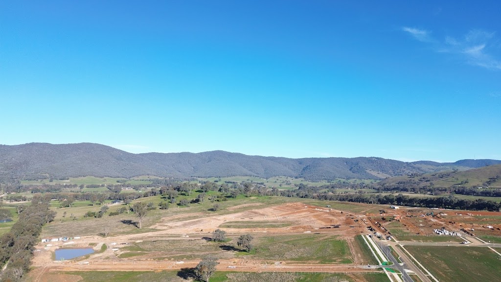 Leneva Valley Estate | Leneva VIC 3691, Australia | Phone: 0413 842 442